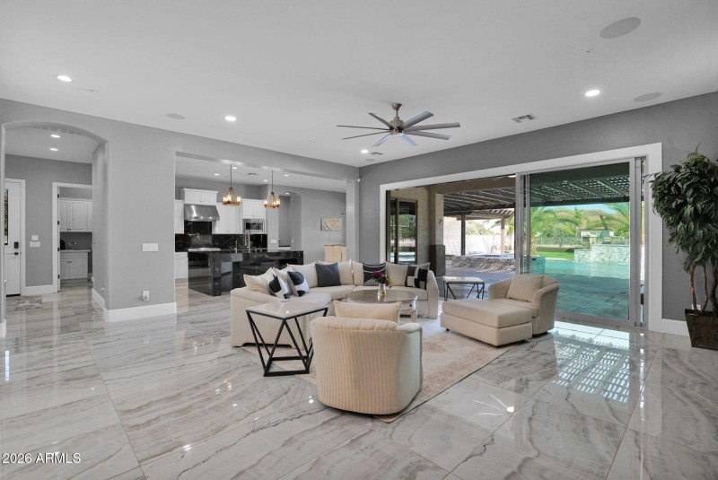 32-web-or-mls-P1525149