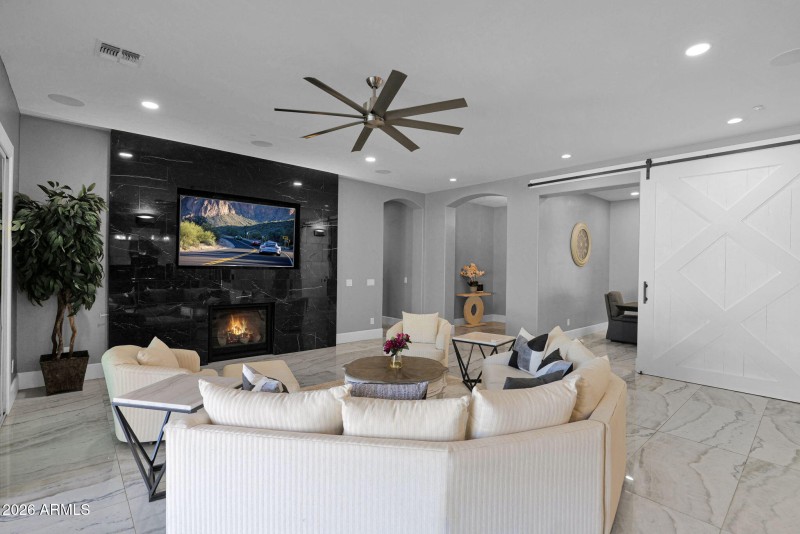 35-web-or-mls-P1525154