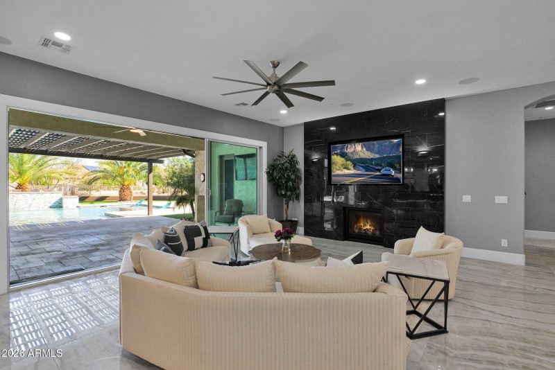 37-web-or-mls-P1525157