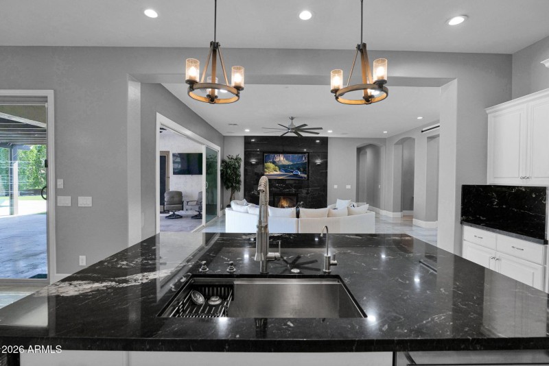 44-web-or-mls-P1525166