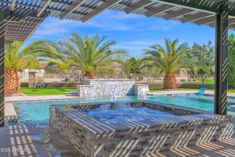 55-web-or-mls-P1525199