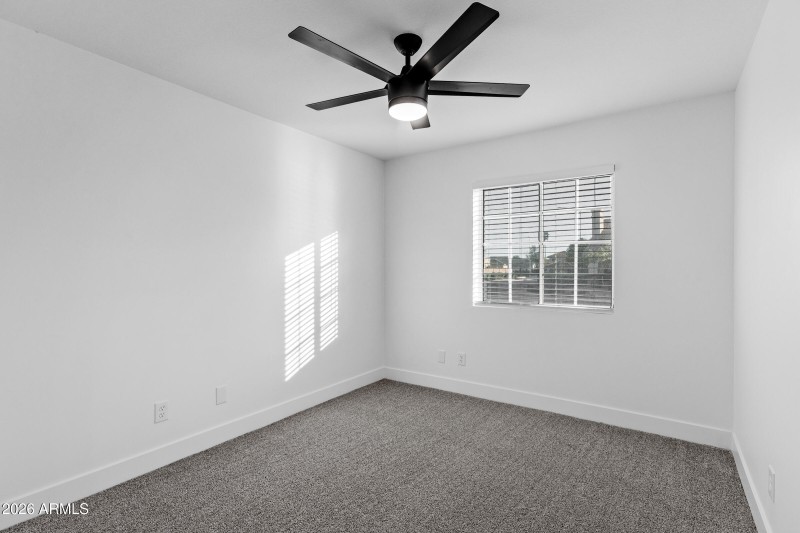 3716 E Dartmouth St-24