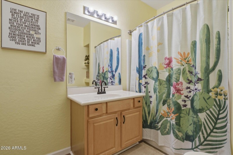 16734 E La Montana Dr 203