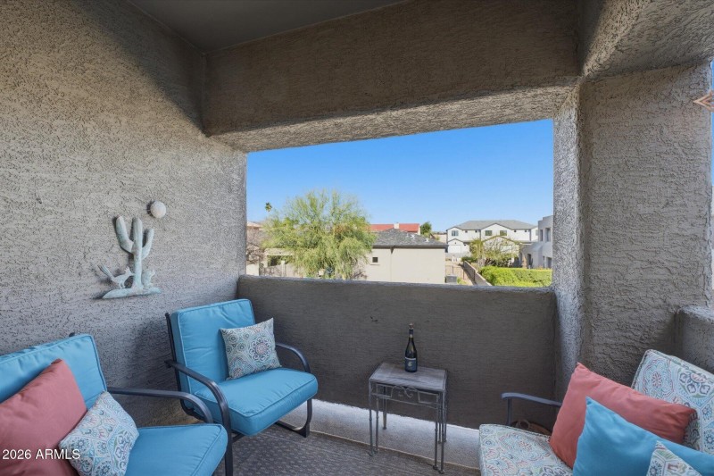 16734 E La Montana Dr 203