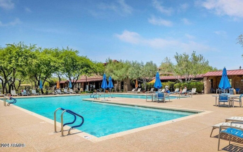 Sonoran Foothills Pool.jjpg