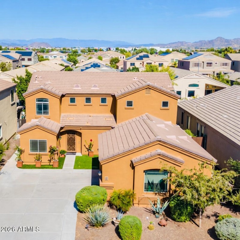 915c6ed4-5afe-4816-a85e-eb3f352da623