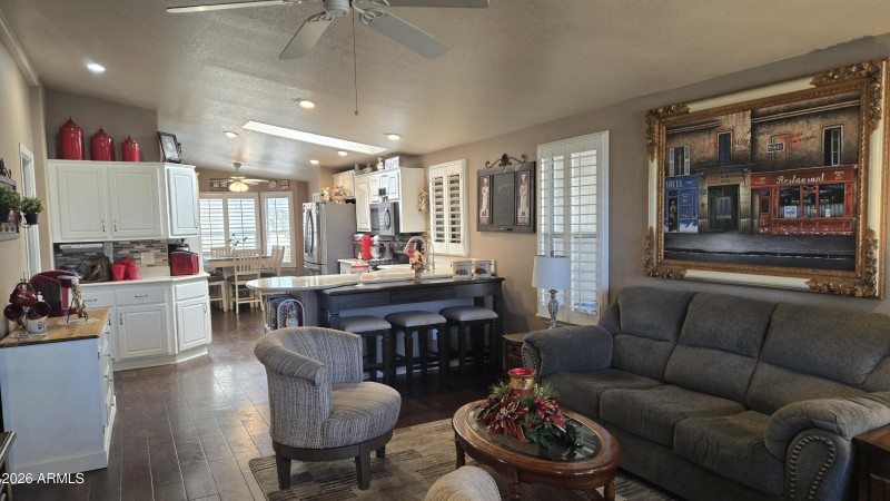 open living to dinning