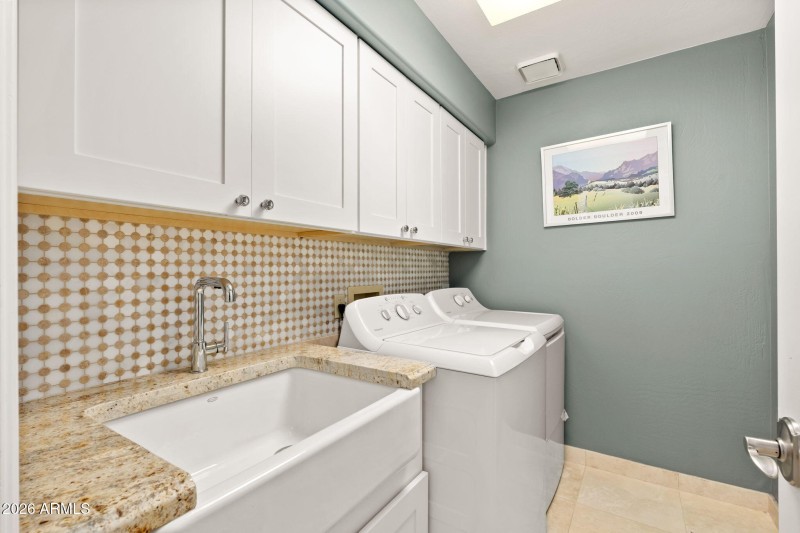 1st floor laundry room