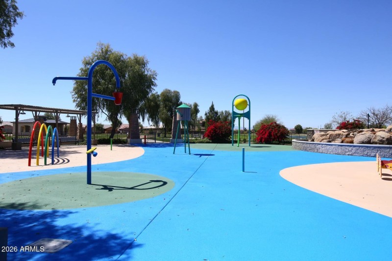 Layton Lakes-Splash Park