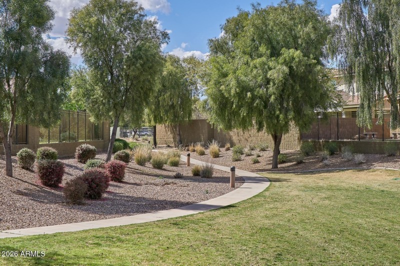 Layton Lakes-Walking Paths