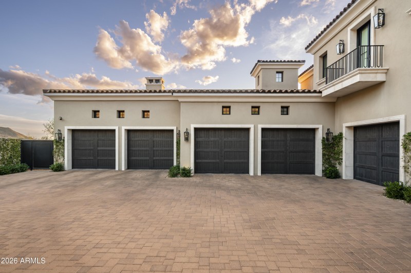 5 Car Garage w/ Room for Lifts