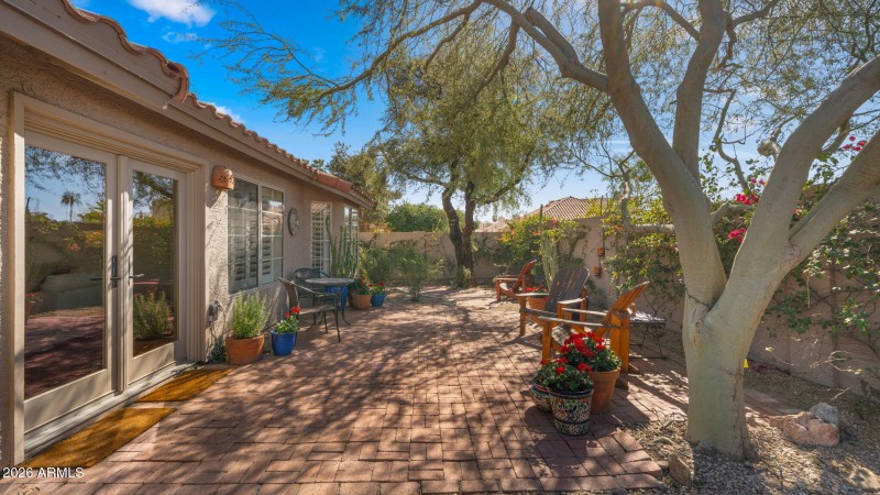 42-web-or-mls-Backyard2