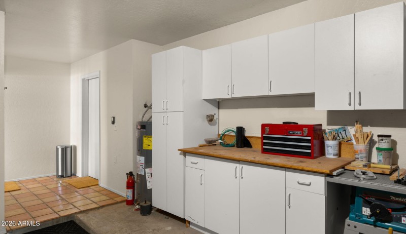 39-web-or-mls-Garage1