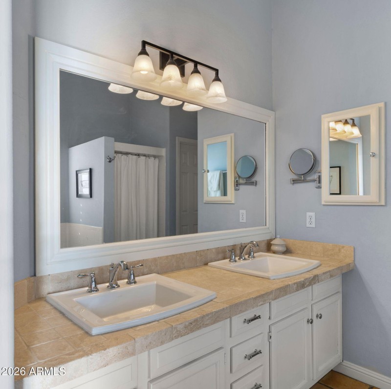 35-web-or-mls-Primary Bedroom6