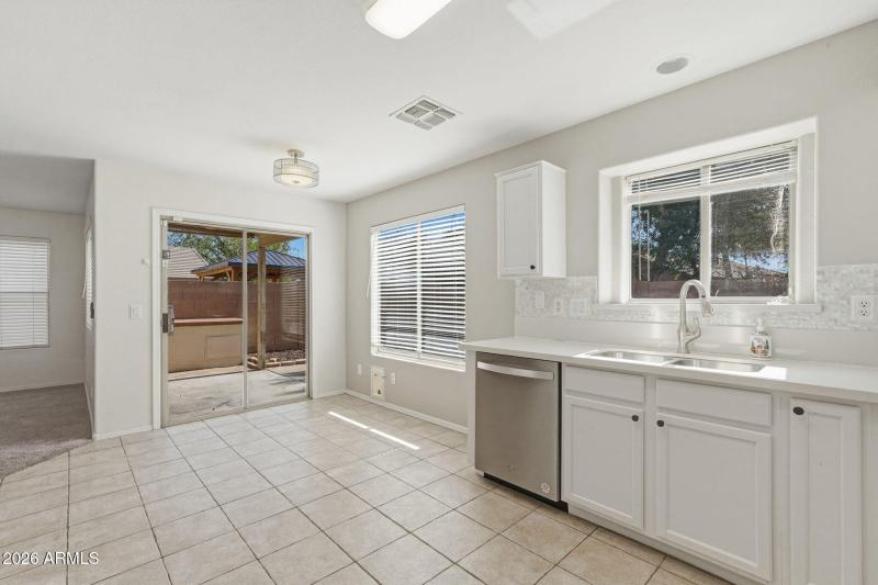 Kitchen | Eating Areas