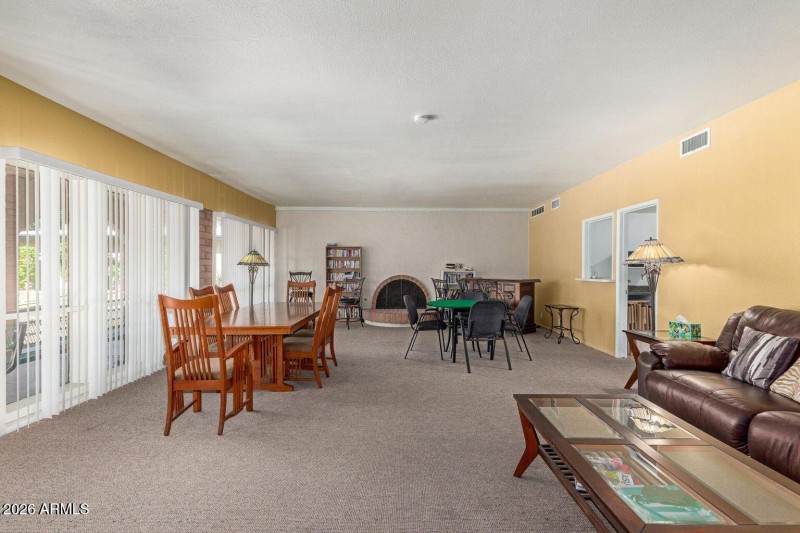 20251211170154001308000000-o