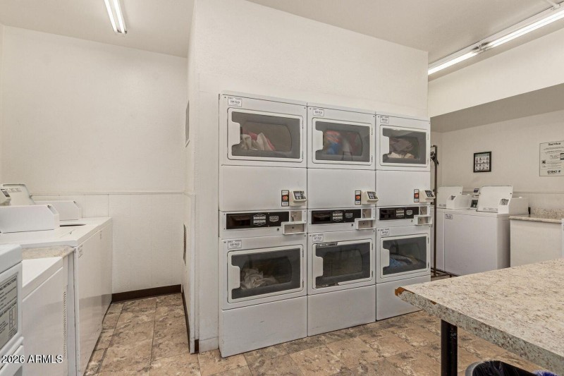 20251211170159207679000000-o