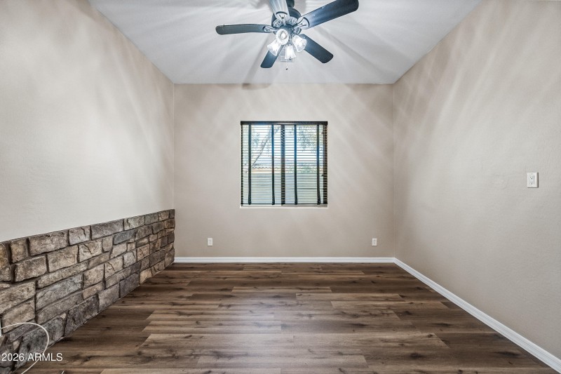 38-2396N156D-ocupix-