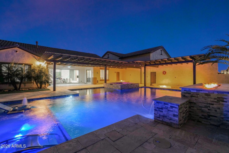 84-web-or-mls-P1536052