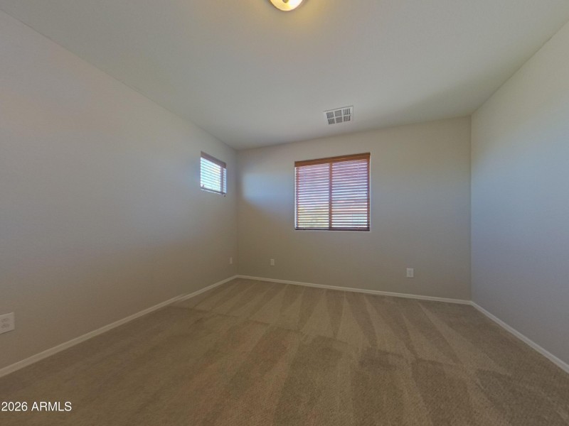 9_pc_ezsZ5LcFvc_3tibov7Qes_layout_0