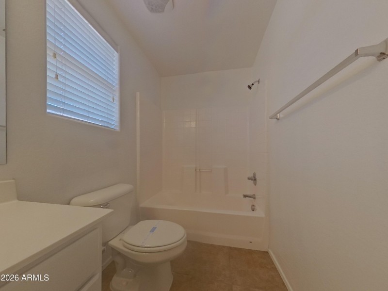 13_pc_97aUougX7y_bEeH8DiBHU_layout_0