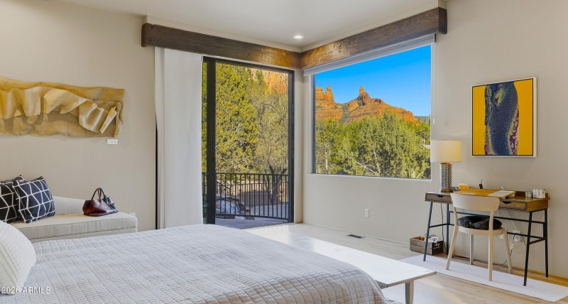 Primary Bedrooms opens onto..