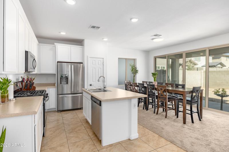 2019 N Marketside Ave-11