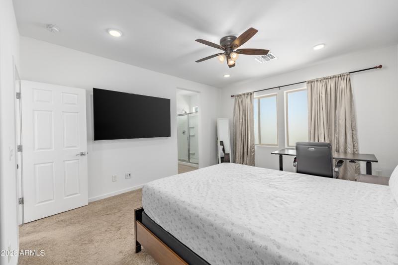 2019 N Marketside Ave-18