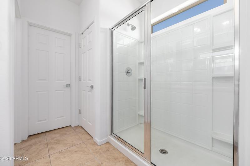 2019 N Marketside Ave-19