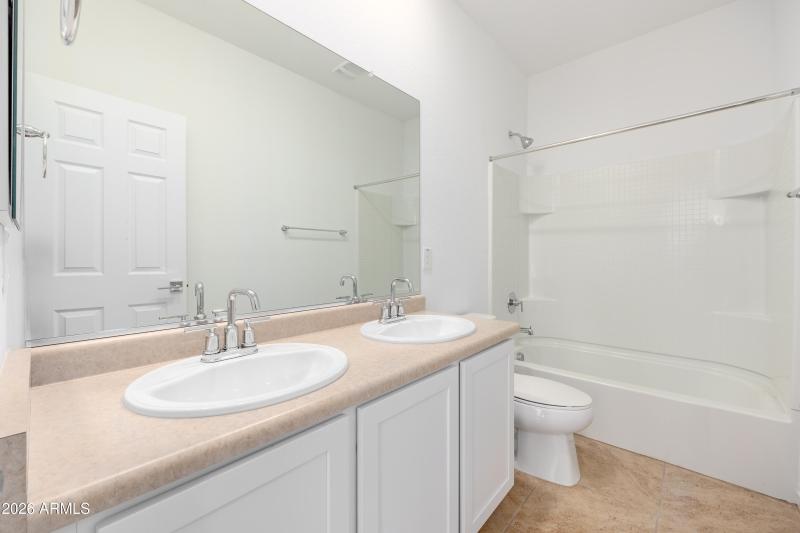 2019 N Marketside Ave-24