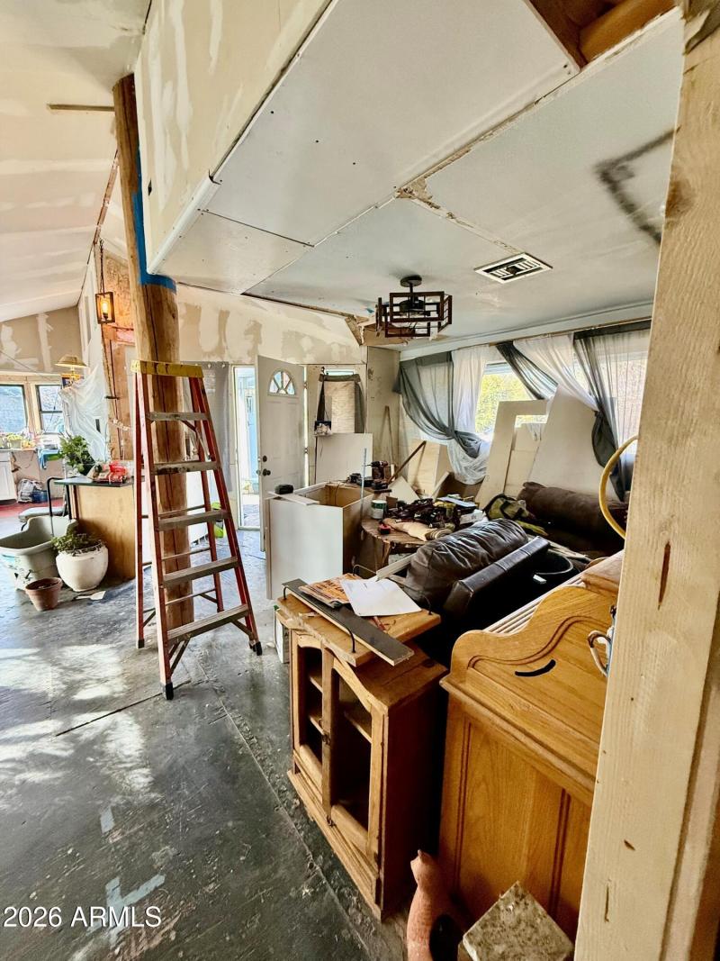 2437 La Grand Living Room