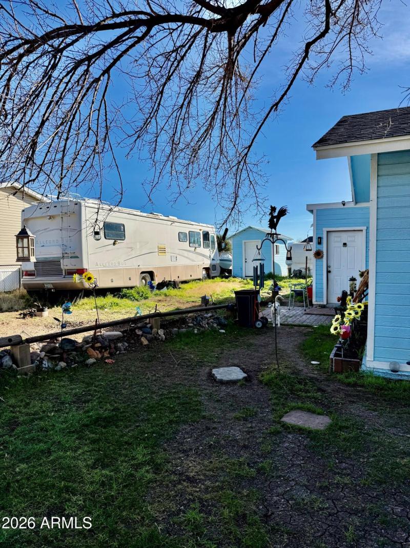 2437 Laa Grand Side Entrance 1