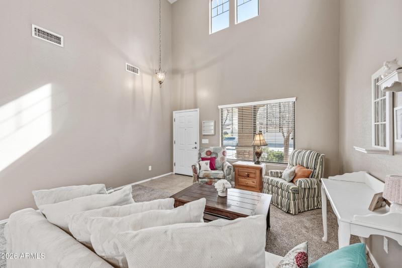 22' ceilings