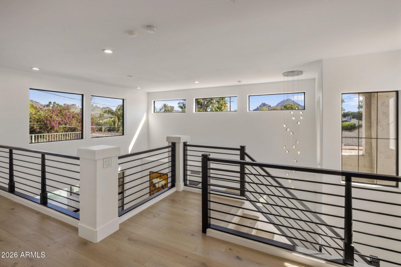 24-web-or-mls-IMG_0644