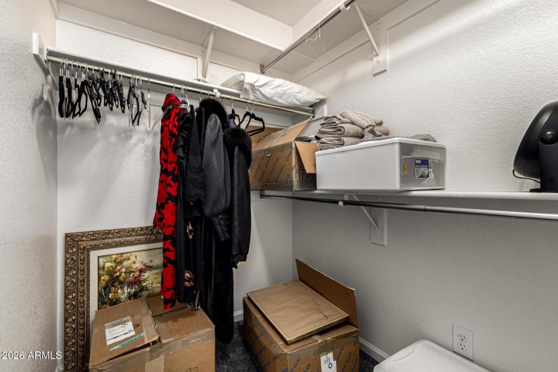 Guest suite walk-in closet