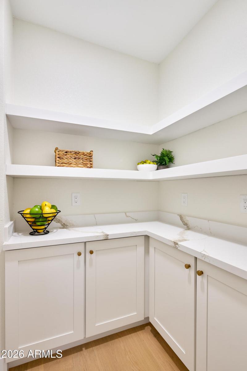 Walk-in Pantry