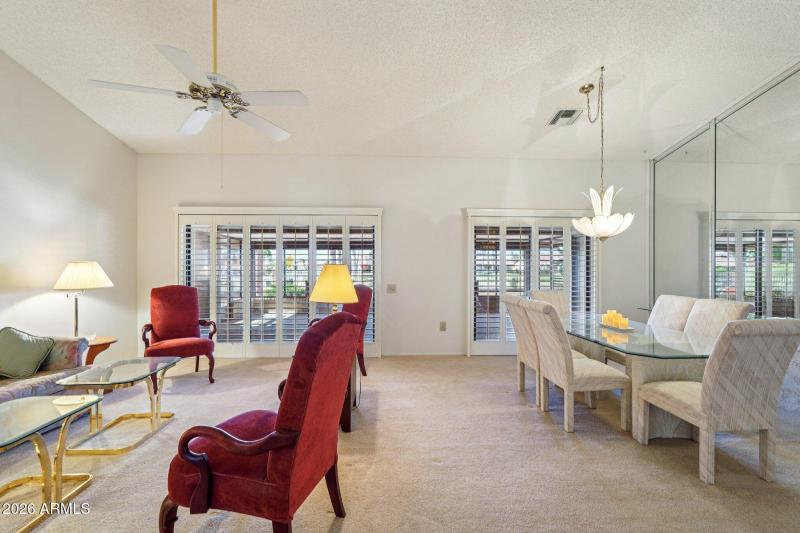 33-web-or-mls-W Springdale Dr-S2302-033