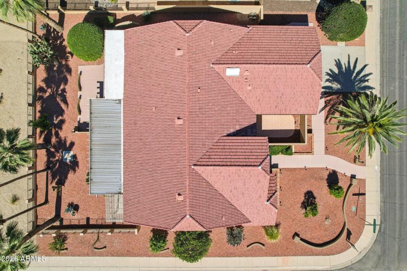 64-web-or-mls-W Springdale Dr-S2302-064