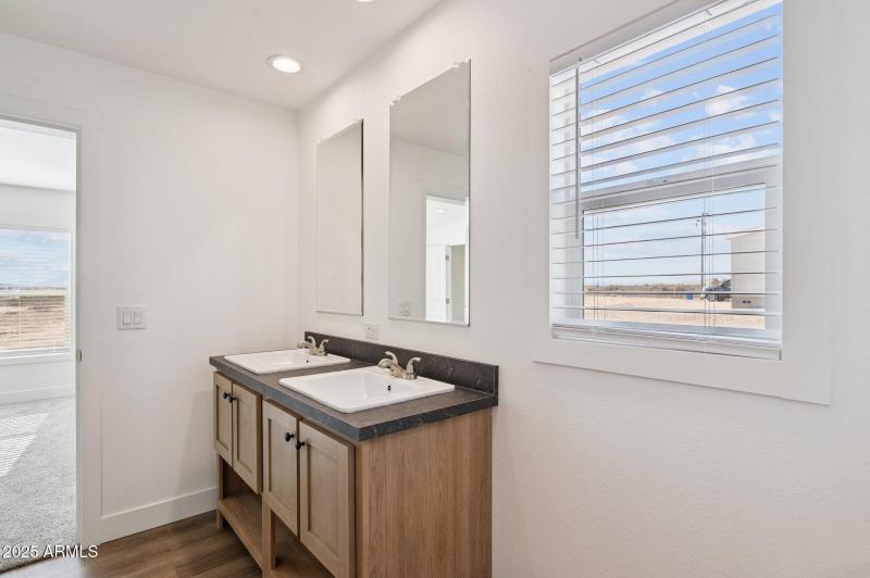 21-web-or-mls-2735-n-357th-ave