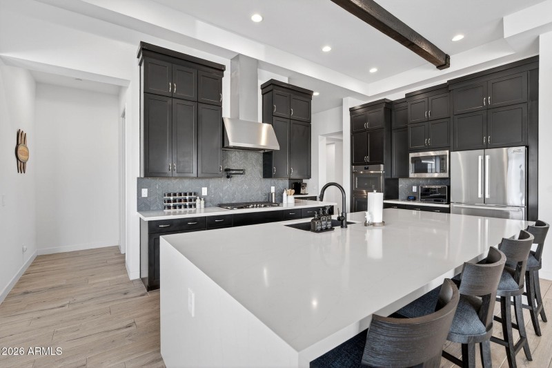 20-web-or-mls-76N 181st Dr