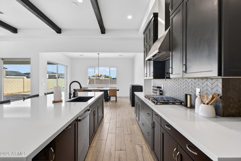 24-web-or-mls-79N 181st Dr