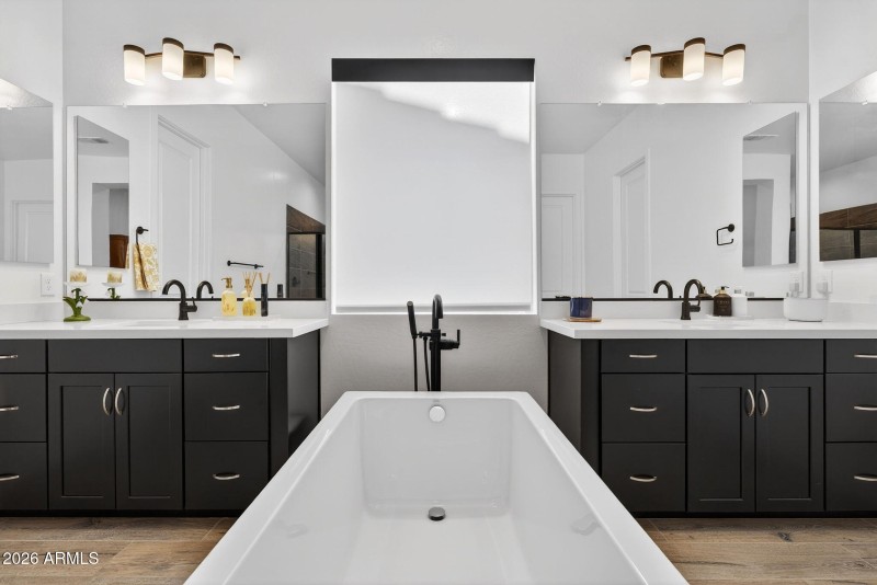 46-web-or-mls-48N 181st Dr