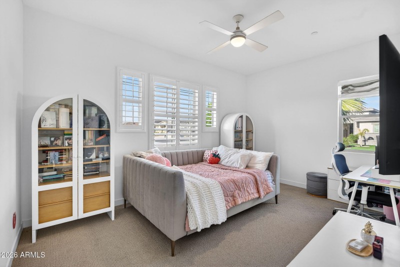 55-web-or-mls-55N 181st Dr