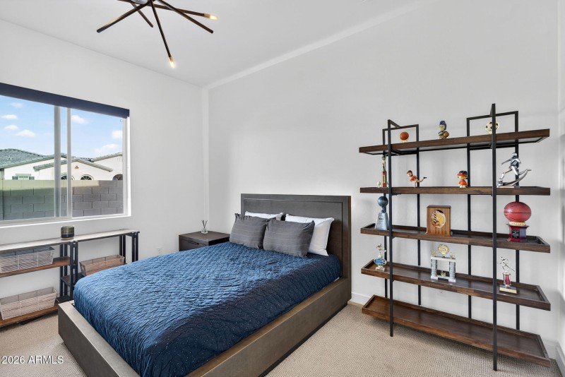 60-web-or-mls-63N 181st Dr