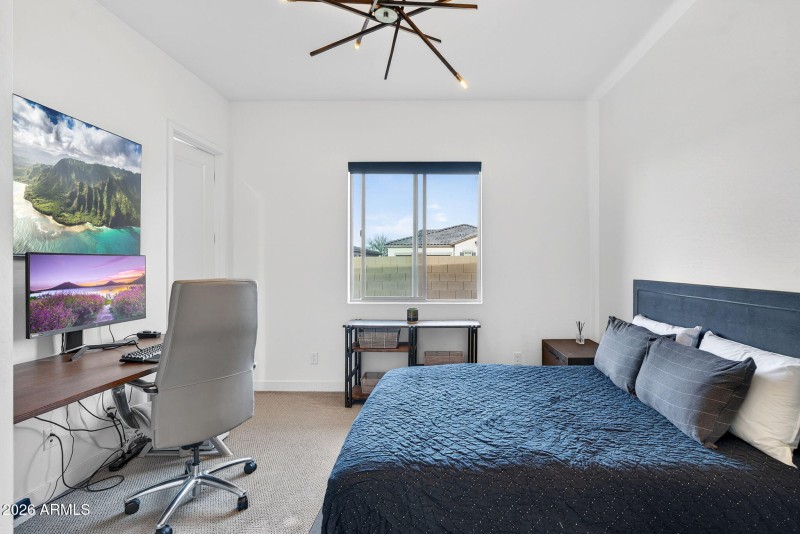 61-web-or-mls-64N 181st Dr