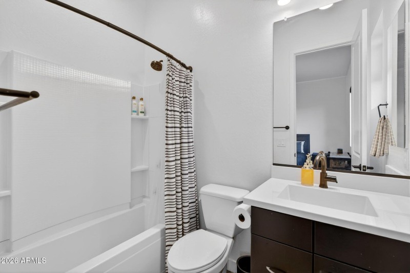 63-web-or-mls-66N 181st Dr