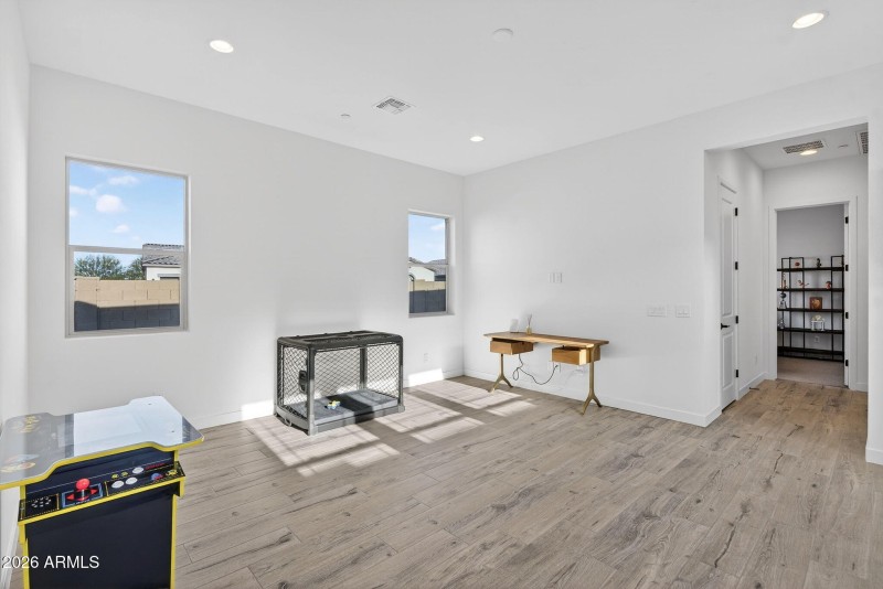 65-web-or-mls-60N 181st Dr