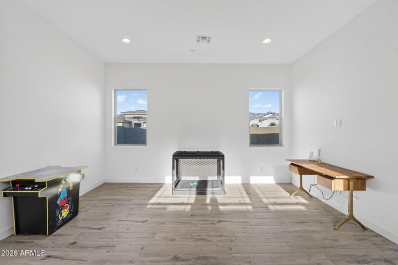 66-web-or-mls-62N 181st Dr