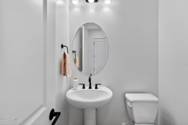 68-web-or-mls-68N 181st Dr