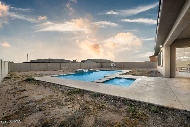 78-web-or-mls-4687 N 181st 5